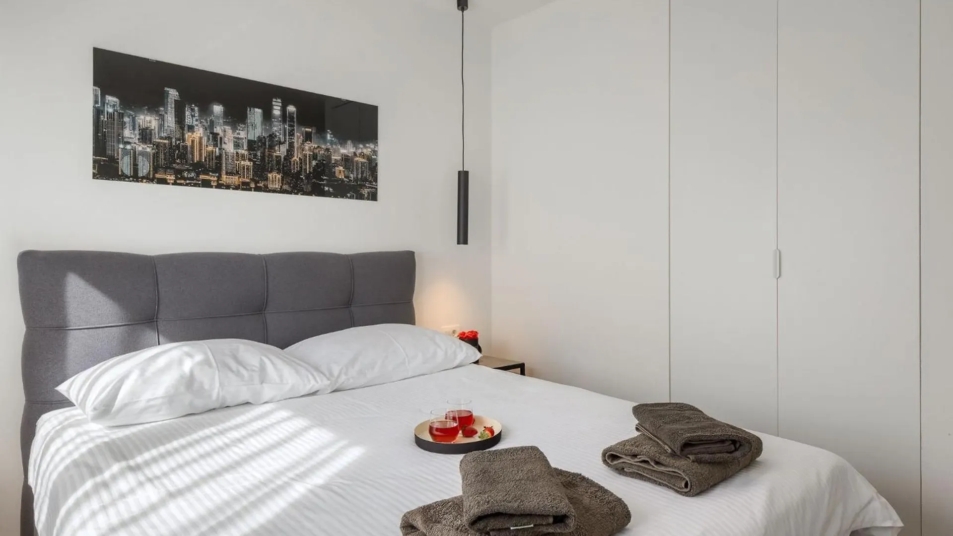 Charmante Ferienwohnung Mit Balkon Karpinjan